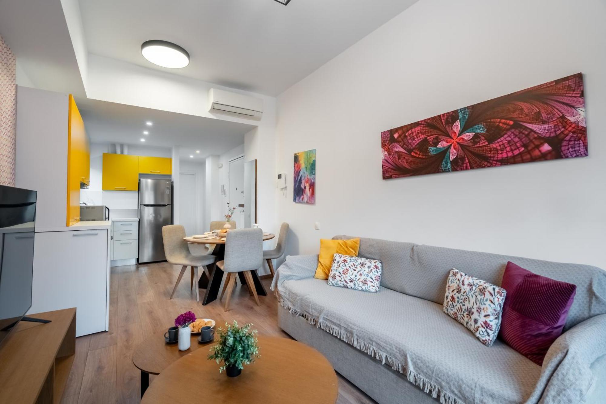 One-Bedroom Apartment