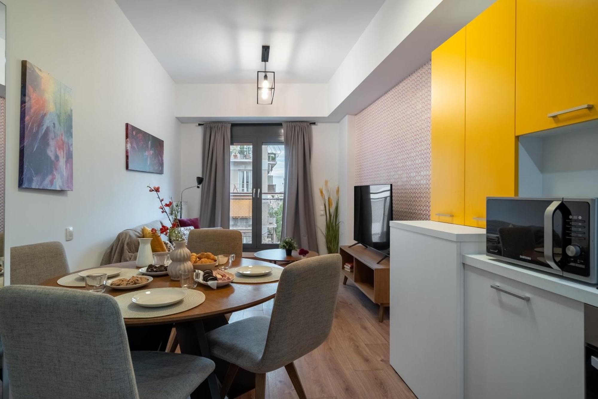 One-Bedroom Apartment